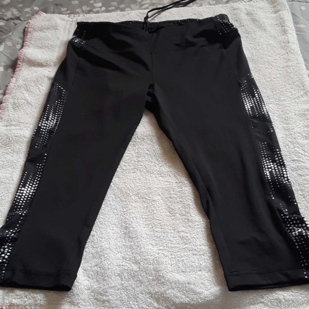 N W/O T Atletics works Dri-works exercising pants.